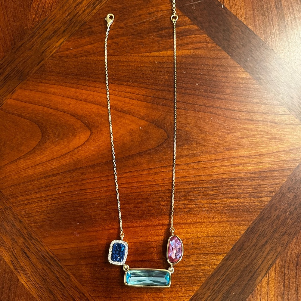 Gemstone Necklace Gold tone